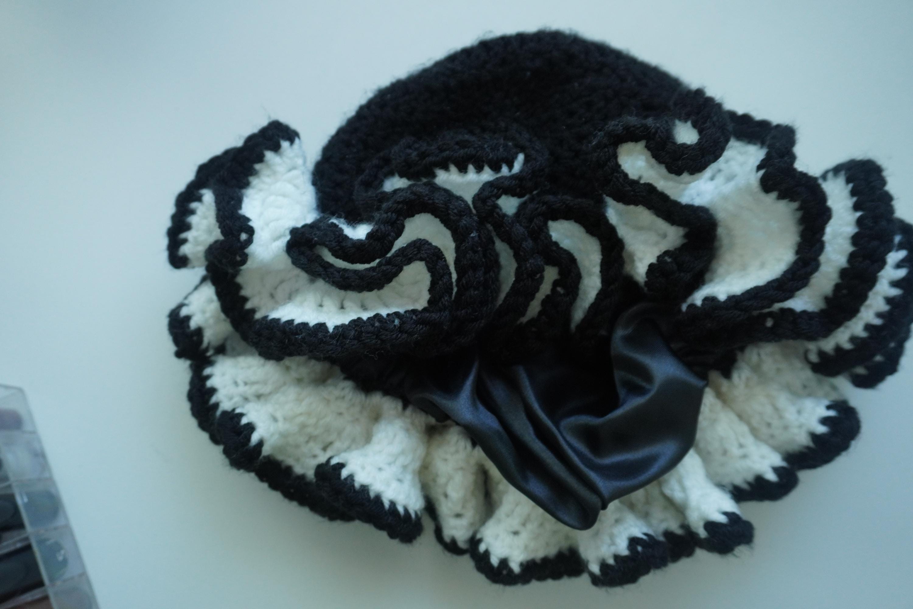 Satin-Lined Ruffle Bucket Hat - Black and White Acrylic Yarn